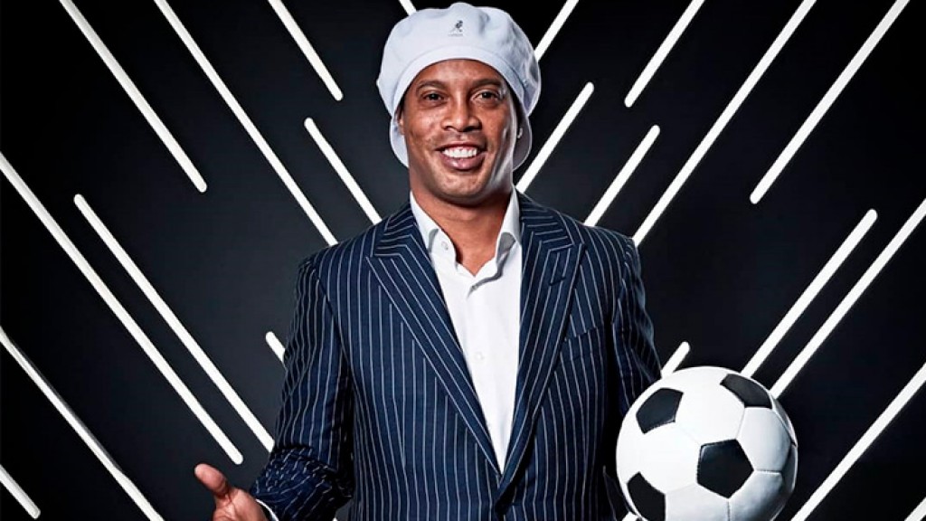 Betcris ficha a Ronaldinho por tres años