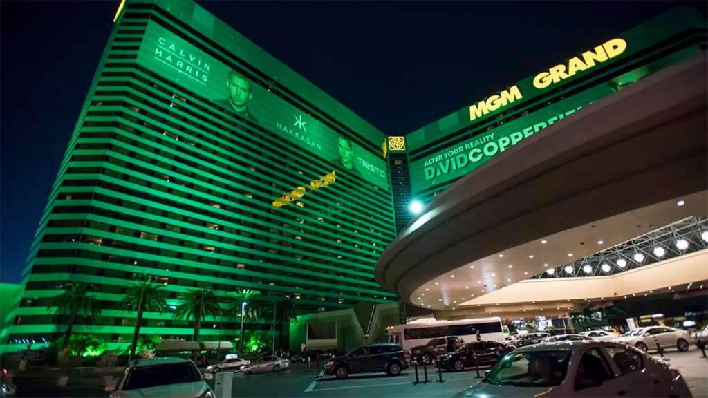 MGM vende su hotel más representativo en Las Vegas para sacar ´su boleto´ a Japón