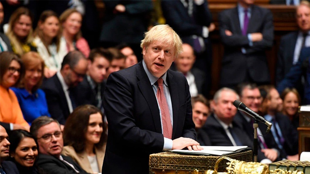 Casino and racing industries react to new UK pandemic restrictions