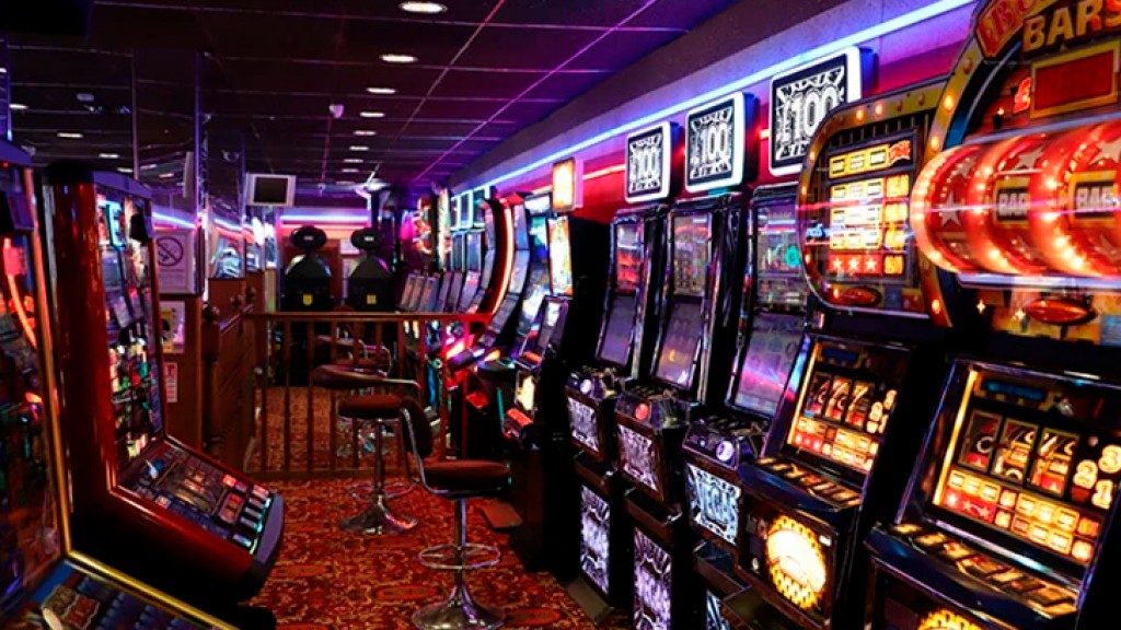 Scottish casinos to open Monday