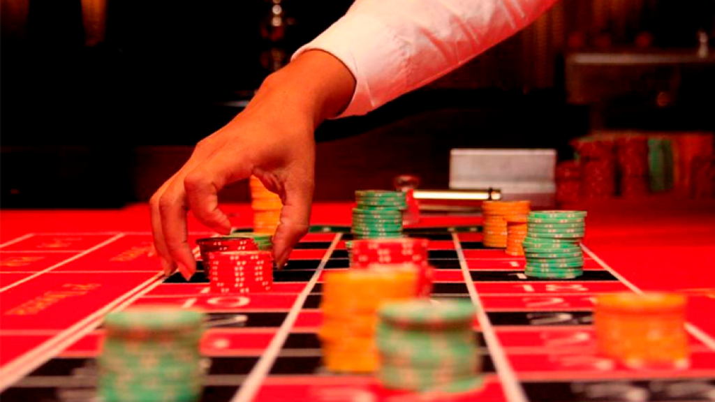 Political committees behind Florida gambling initiatives raise little but spend big in July