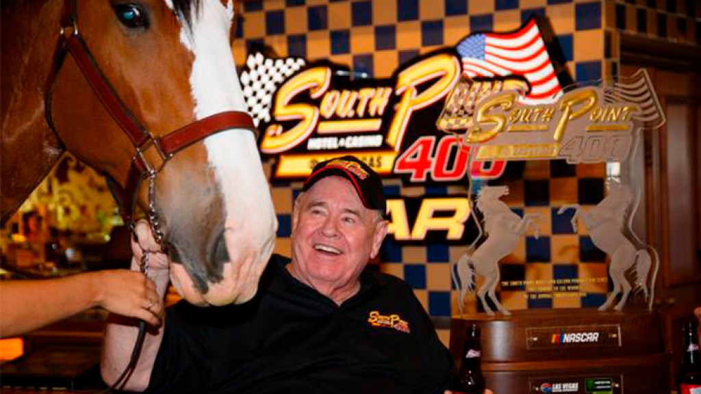 Las Vegas might not see normal until 2022, longtime casino owner says