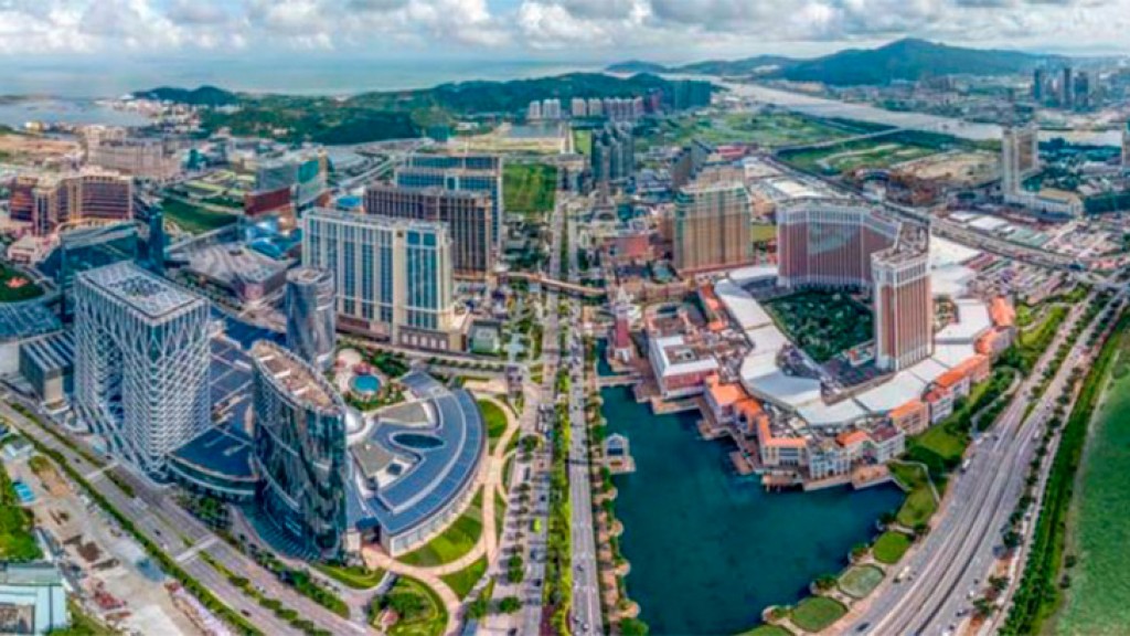 Macau government remains tight-lipped on gaming license re-tendering