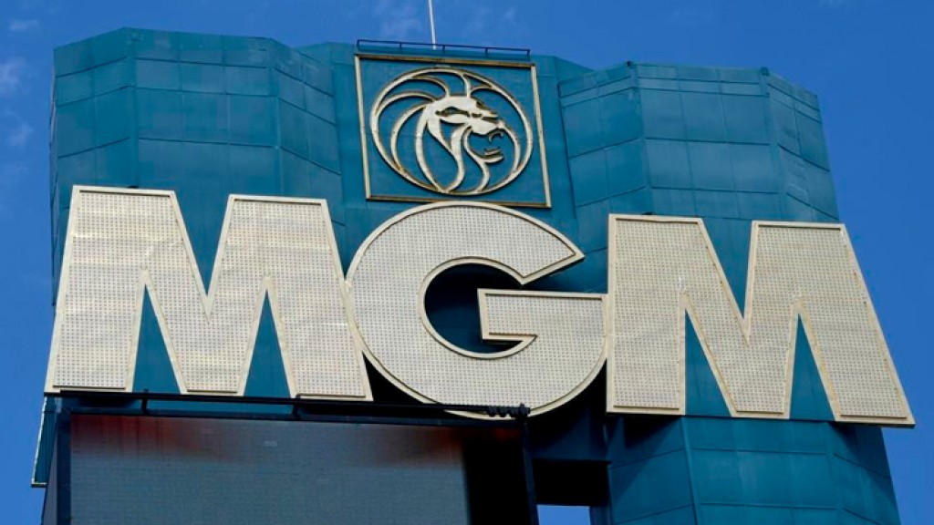 MGM Resorts International Unveils New Holiday Displays and Experiences