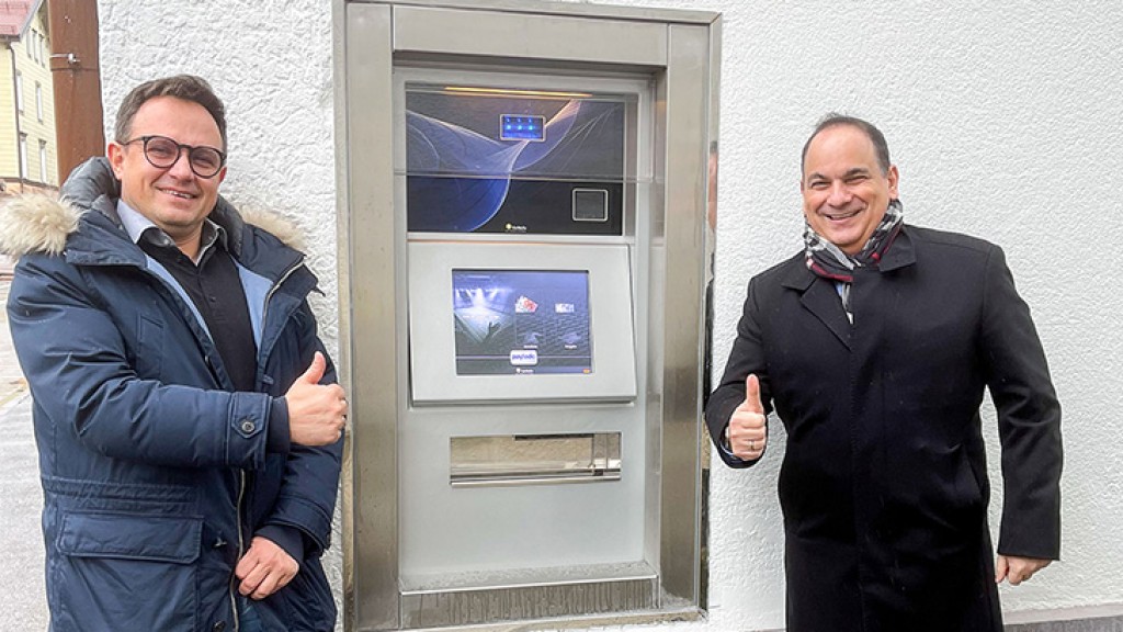 Cash-Center Backloader for sports betting shops GeWeTe offers cash handling 24/7