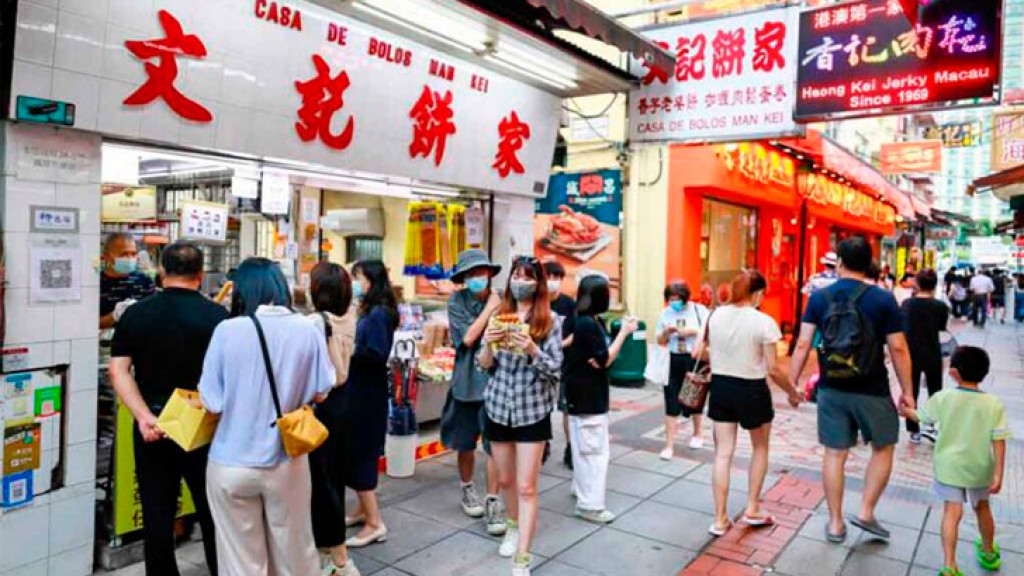China announces increase in tax exemption for mainland tourists visiting Macau and Hong Kong