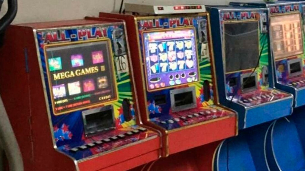 Renewal of licenses to operate slots in stores begins in Puerto Rico