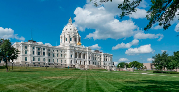 Minnesota considering sports betting legislation