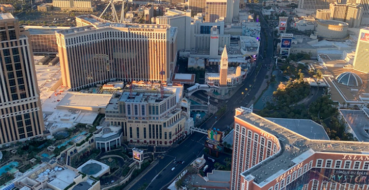 Las Vegas visitors getting younger, survey finds