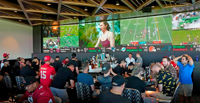 NFL owners vote to allow in-stadium sportsbooks to operate on game day