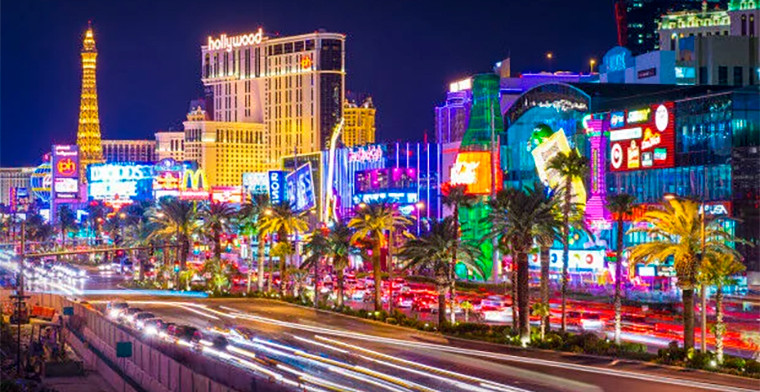 Caesars tiene grandes planes para el clásico casino resort de Las Vegas Strip