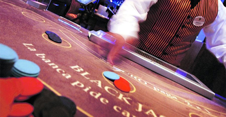 Contradictory signal regarding casinos in Chile