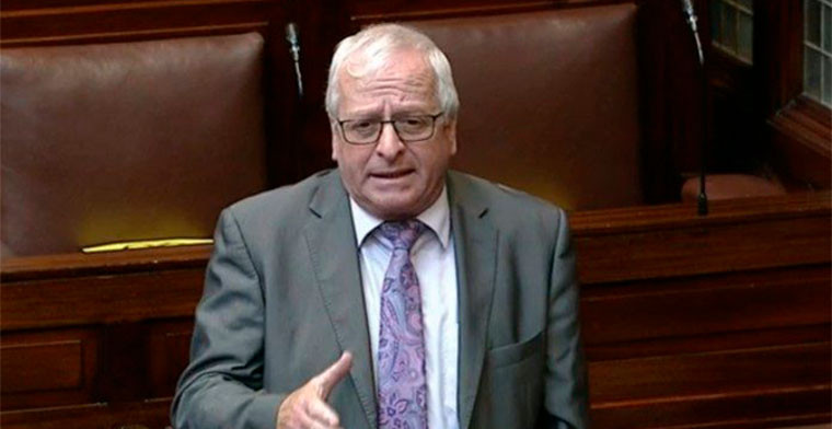 Irish legislator criticizes gambling legislation during its final approval phase