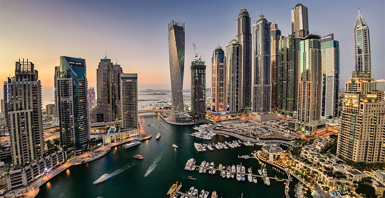 Emiratos Árabes Unidos oficializa la regulación de la lotería y juegos de azar