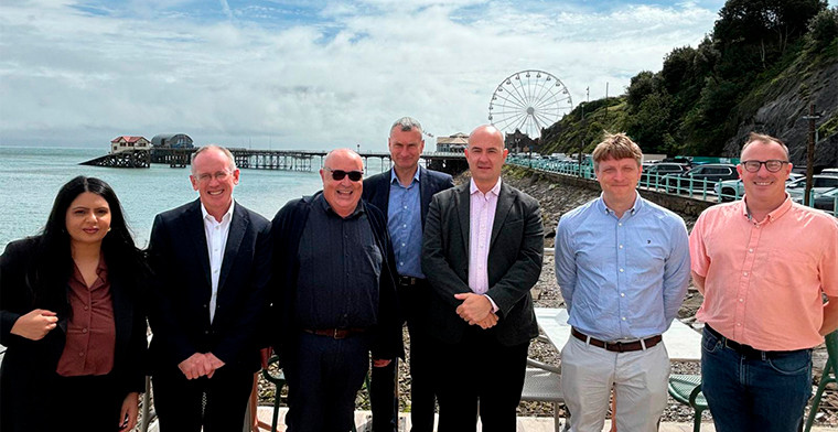 Safer gambling and economic contributions top agenda as Bacta host Gambling Commission leadership team