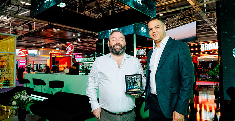 Soft2Bet Invest gana el premio "Contribución Sobresaliente al Juego 2024" en SiGMA East Europe