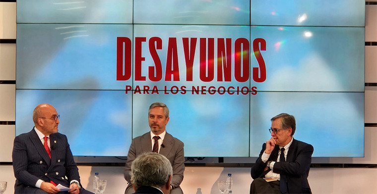 Club de Convergentes en el encuentro informativo de CEPYME y La Razón