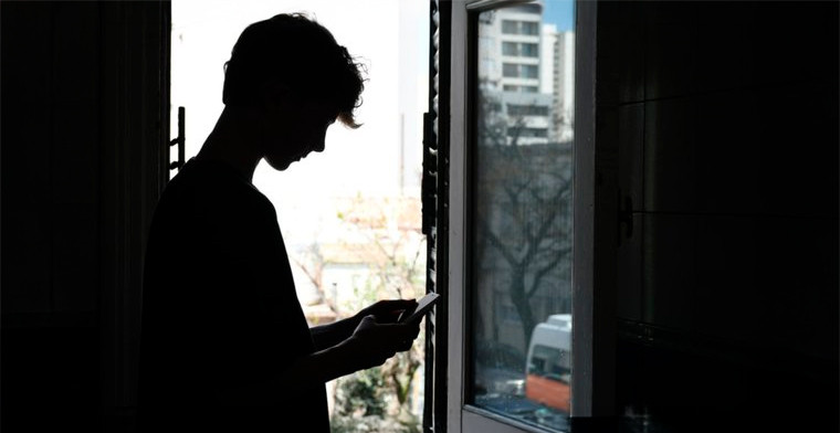 Advertencia a los padres sobre el acceso de los menores a plataformas de apuestas en Brasil