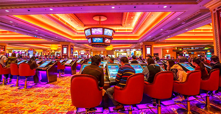 Analysts predicts Macao's gaming revenue growth in 2025 with a stronger second half