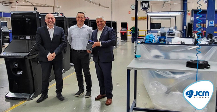 NOVOMATIC Spain integra el billetero Vega Pro de JCM en su nueva generación de tragamonedas para arcade