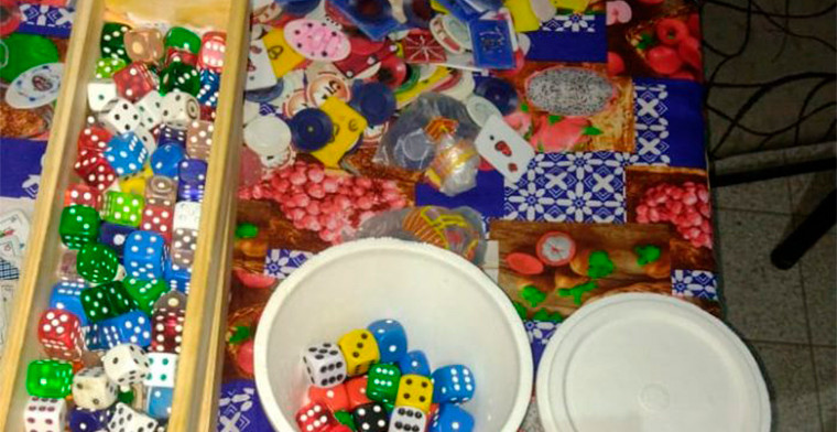 Mendoza: 22 detenidos en casino clandestino en Las Heras, la policía local secuestró más de 14 millones de pesos