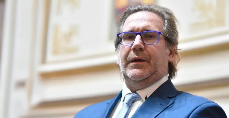 Buenos Aires: El diputado Julio Pasqualin impulsa una ley para frenar el acceso de menores al juego online