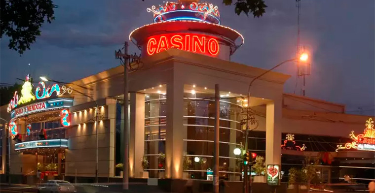 Mendoza lanza licitación millonaria para seguridad en casinos y el hipódromo
