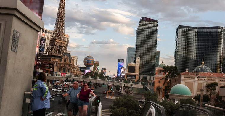 Vegas Strip Gaming Revenue Declines in September as Tourism and Airline Traffic Continue to Slide