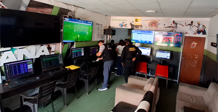 Mincetur Refuerza la Lucha Contra el Juego Ilegal con el Cierre de Dos Locales de Apuestas en Perú