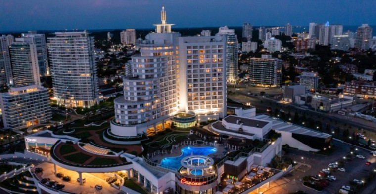 Giuseppe Cipriani presentó su propuesta de compra del Hotel Enjoy