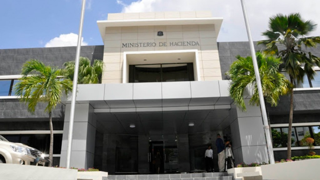 Ministerio de Hacienda de República Dominicana anunció reglamento sobre concesión de permisos para bancas de lotería. 