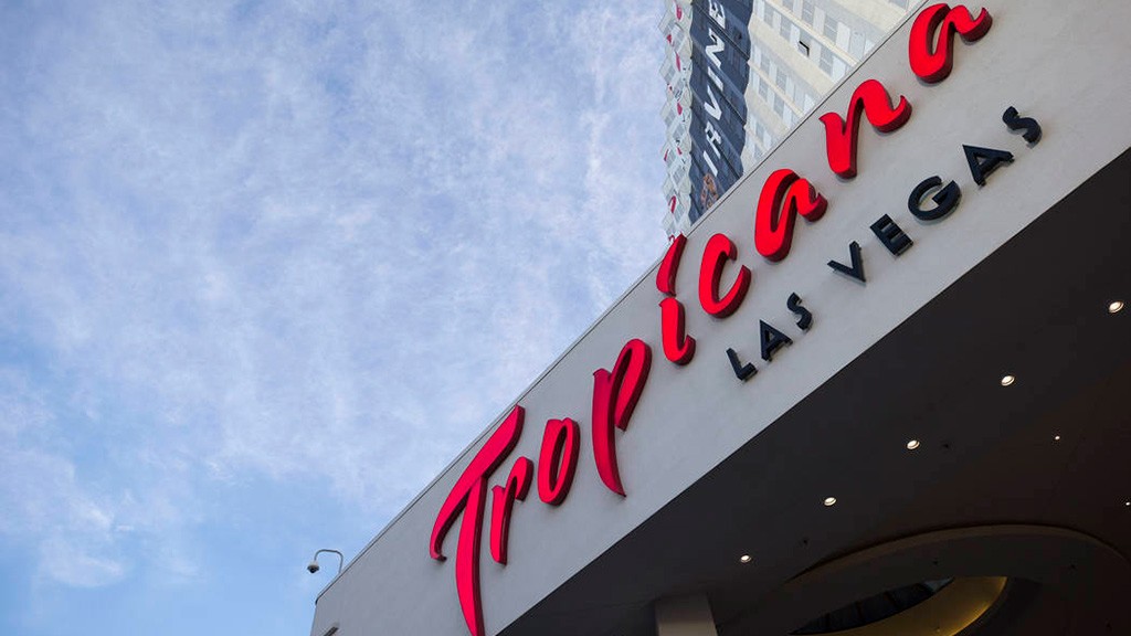 Tropicana officially up for sale on Las Vegas Strip