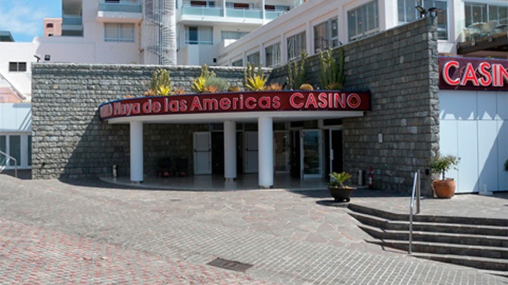 Cuatro empresas interesadas en la compra de los casinos del Cabildo de Tenerife
