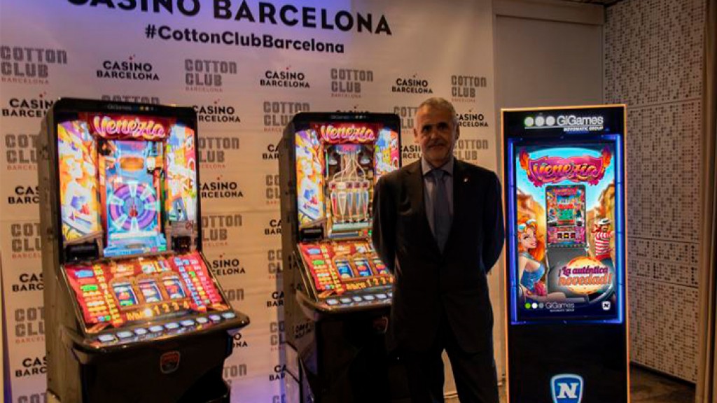 Venezia y NOVO LINE Bar III se unen al éxito en la presentación de Orenes