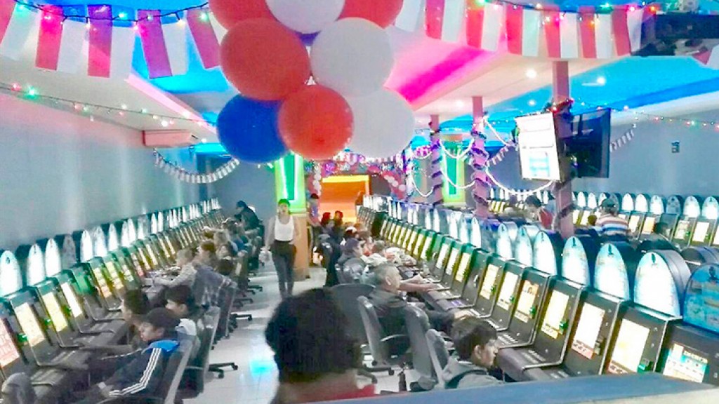 En Ovalle ciertos negocios de juegos en máquinas parecen un gran casino